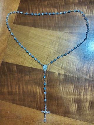 Rosario con croce e medaglia