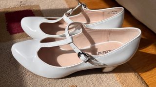 Zapatos blancos T-Strap talla 36 sin estrenar