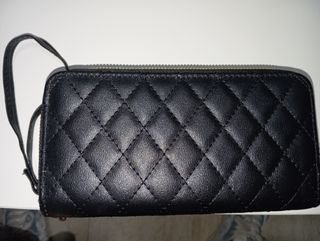 Monedero y Cartera Negro con Cremallera Dorada