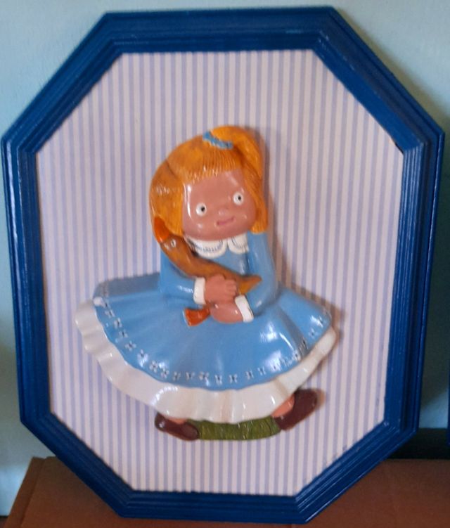 Dúo de cuadros decorativos de muñecas