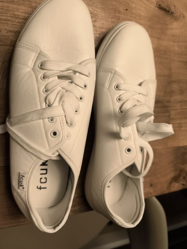 Zapatillas blancas FCUK
