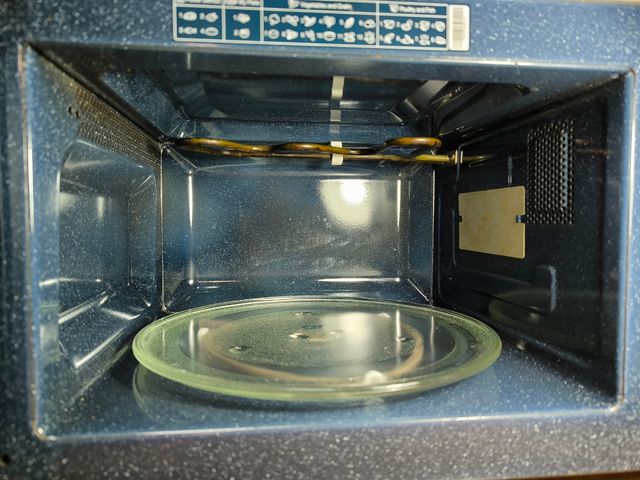 Microondas Samsung 23 L con GRILL 1100W