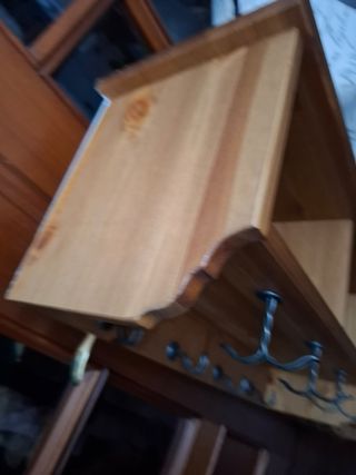 Perchero de madera Ikea
