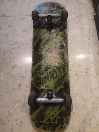 Tabla Skate Darkstar Completa