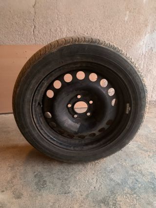 Llanta con neumático 