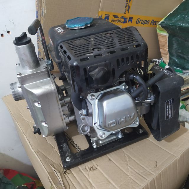 Motobomba Kapotha 4 tiempos FP15A