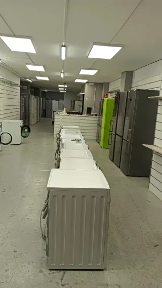 SE VENDE SECADORA LAVADORA NEVERA Y  LAVAVAJILLAS