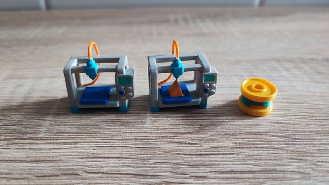 Impresoras de filamento al estilo Playmobil 