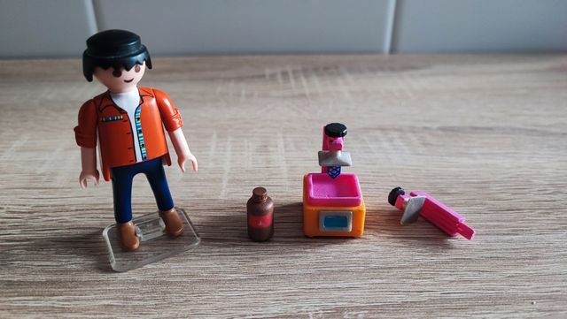 Impresora Resina al estilo Playmobil