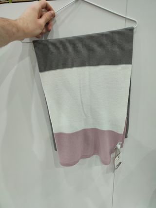 Toca o Chal Bugaboo Rosa y Blanco