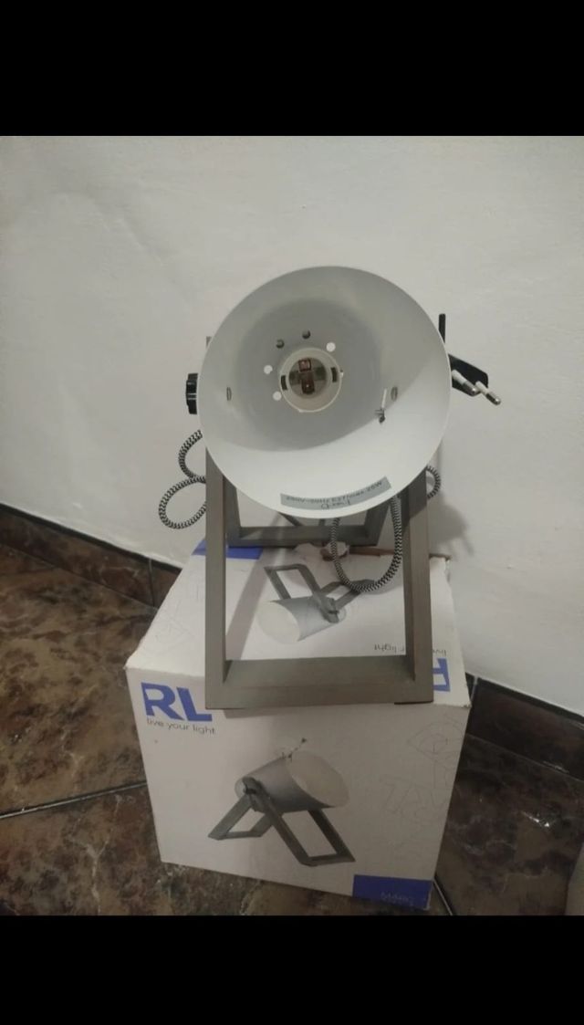 2 Focos RL Gris Blanco Reality Lighting