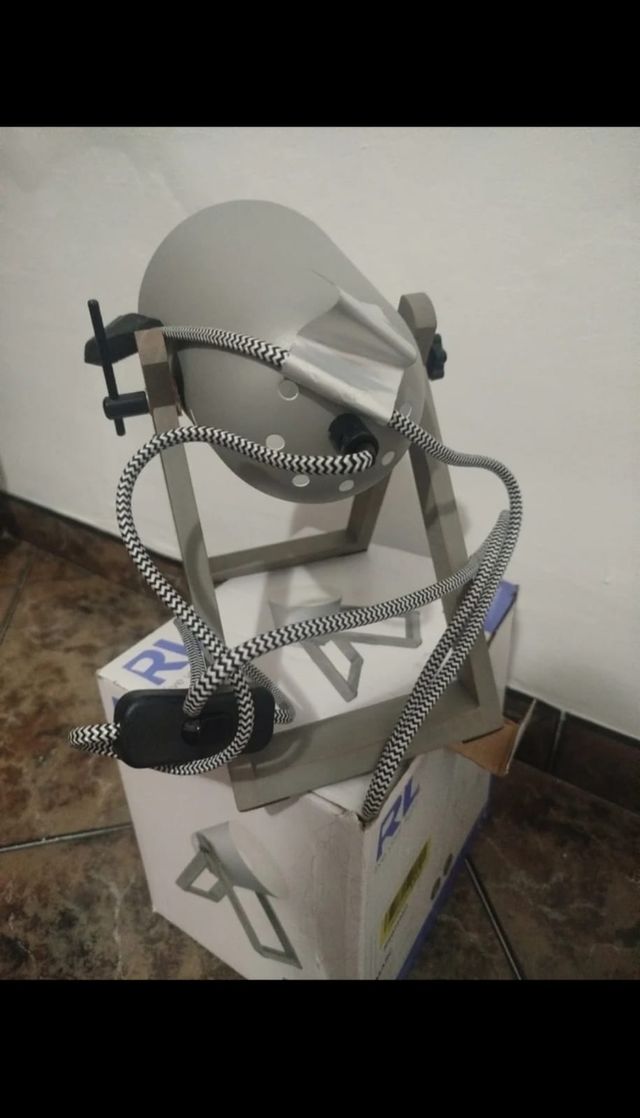 2 Focos RL Gris Blanco Reality Lighting