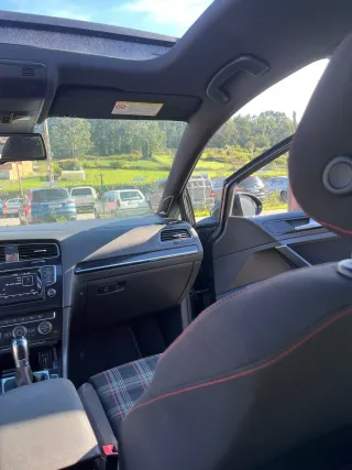 Volkswagen GOLF GTI 2.0 2014