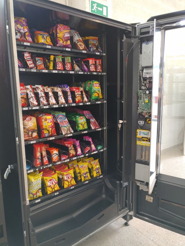 Máquina Vending Snacks FAS 1050