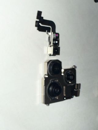 Fotocamera Posteriore e Anteriore iPhone 15 Pro 