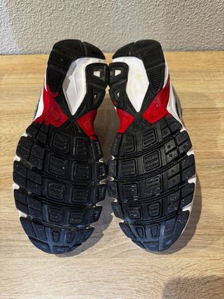 Zapatillas Nike Initiator Plateadas Talla 42