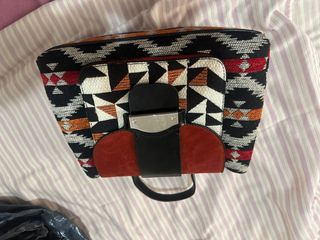 Bolso de mano estampado