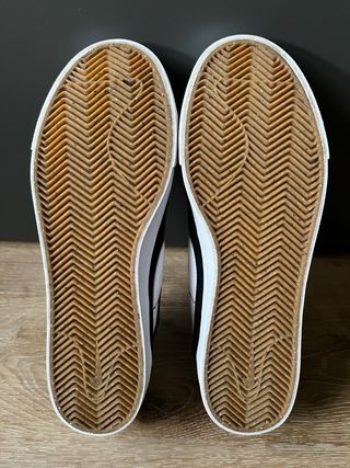 Zapatillas Nike Talla 40 Negras y Blancas