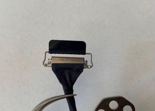 Cable у bisagra conector de pantalla
MacBook Air