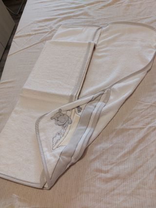 Accappatoio neonato IRGE grigio e bianco nuovo