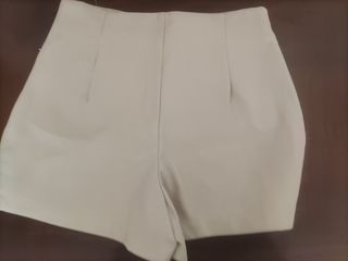 Falda pantalón Stradivarius beige XXS/32