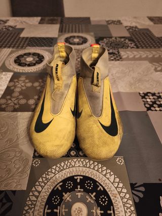 Zapatillas Nike Air Zoom Tacos Fútbol T33