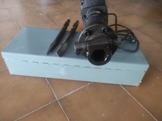 Martillo Demolición + Cinceles y Maletín