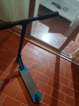 Patinete scooter azul