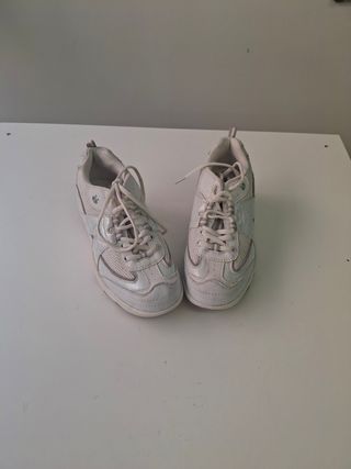 Zapatillas deportivas grises y blancas, Sweden Klë