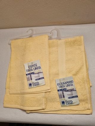 Set bagno Ecco casa! Asciugamano + Ospite