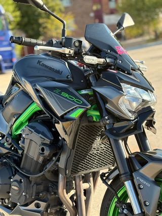 Moto Kawasaki