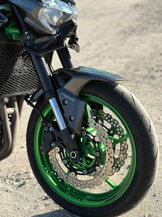 Moto Kawasaki