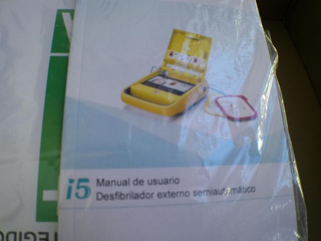 Desfibrilador Externo Automático DEA i5 AMOUL