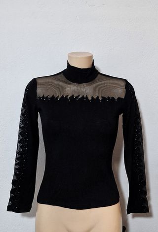 Camiseta manga larga con transparencias