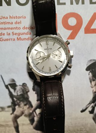 Reloj Invicta Cronógrafo Plata y Marrón