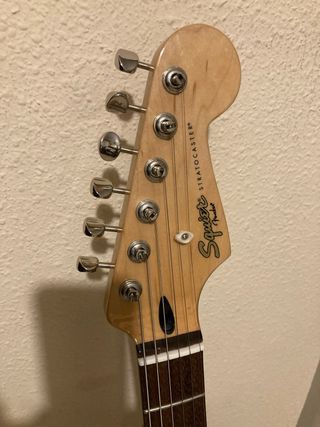 Guitarra Squier Stratocaster