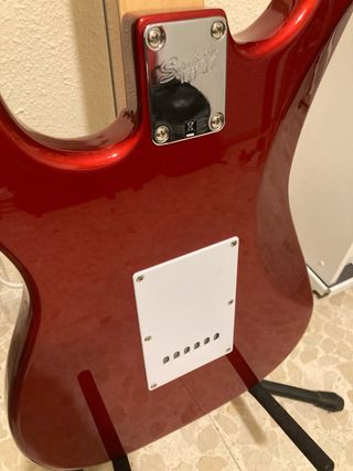 Guitarra Squier Stratocaster