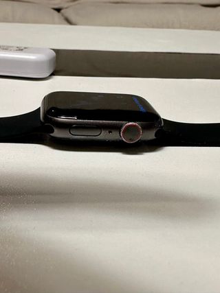 Apple Watch Series 5 GPS + CEL 44mm