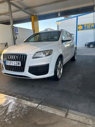 Audi Q7 2015