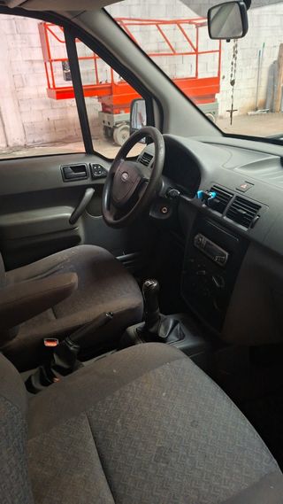 Ford Transit Connect 2004