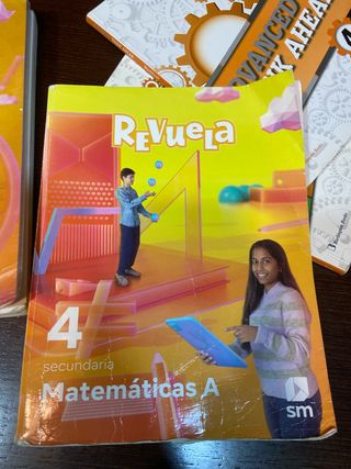 Matemáticas A. 4 Secundaria. Revuela
