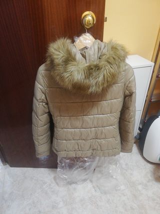 Chaqueta Anorak Zara Mujer Beige