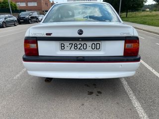 Opel Vectra  GT 1993