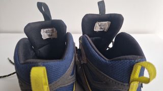 Botas de montaña niño talla 34