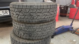 Ruedas mixtas 225/60/17 R 
NO MANDO SOLO PRESENCIA
