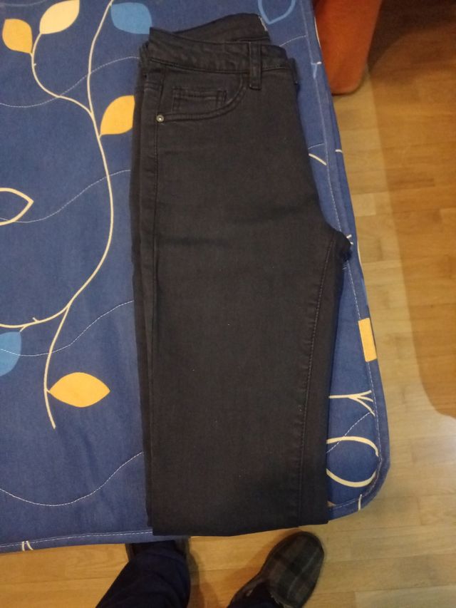 Pantalón vaquero negro talla 14