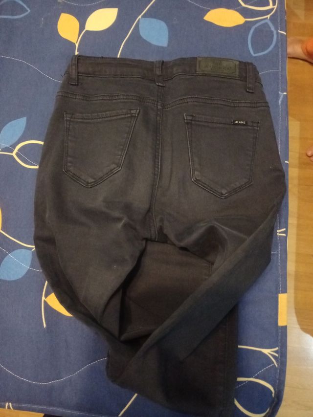 Pantalón vaquero negro talla 14