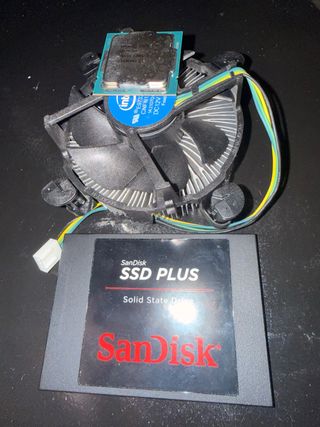 Procesador Intel con Ventilador y SSD SanDisk