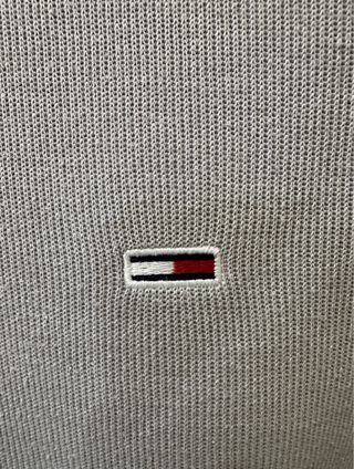 Jersey Tommy Hilfiger Gris Bordado