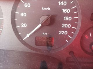 Opel Zafira 2.2DTI 